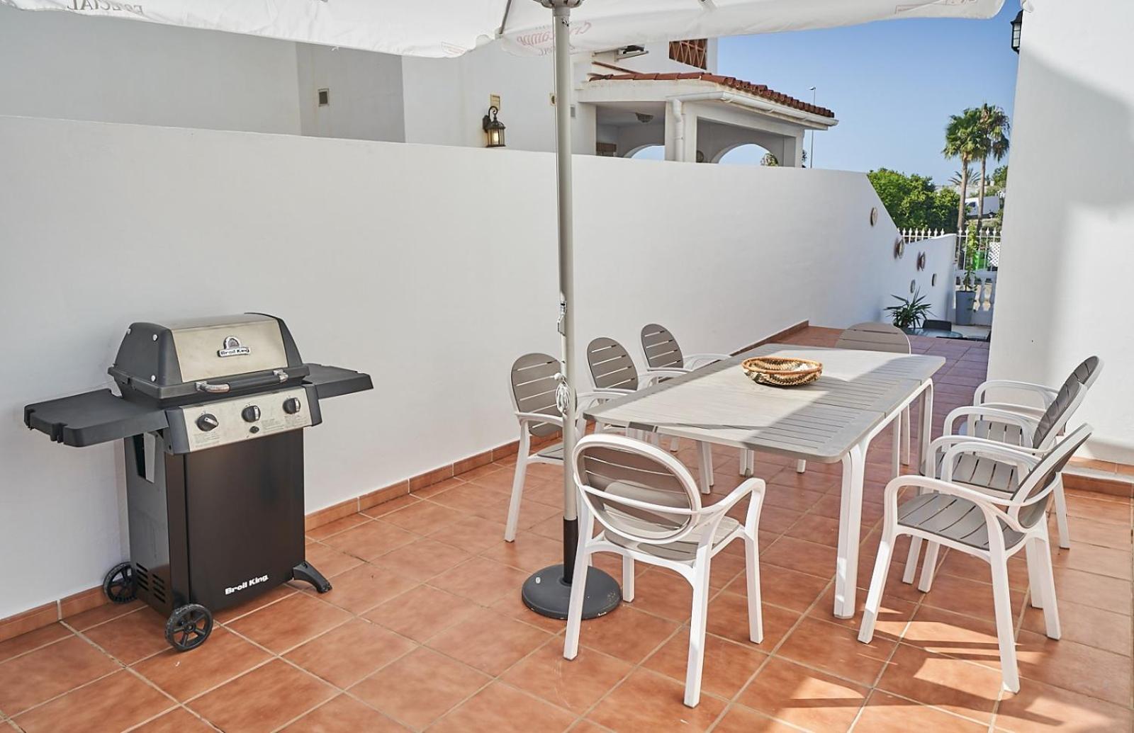 Villa Pura - Private Jacuzzi & Heated Pool Nerja Exterior foto