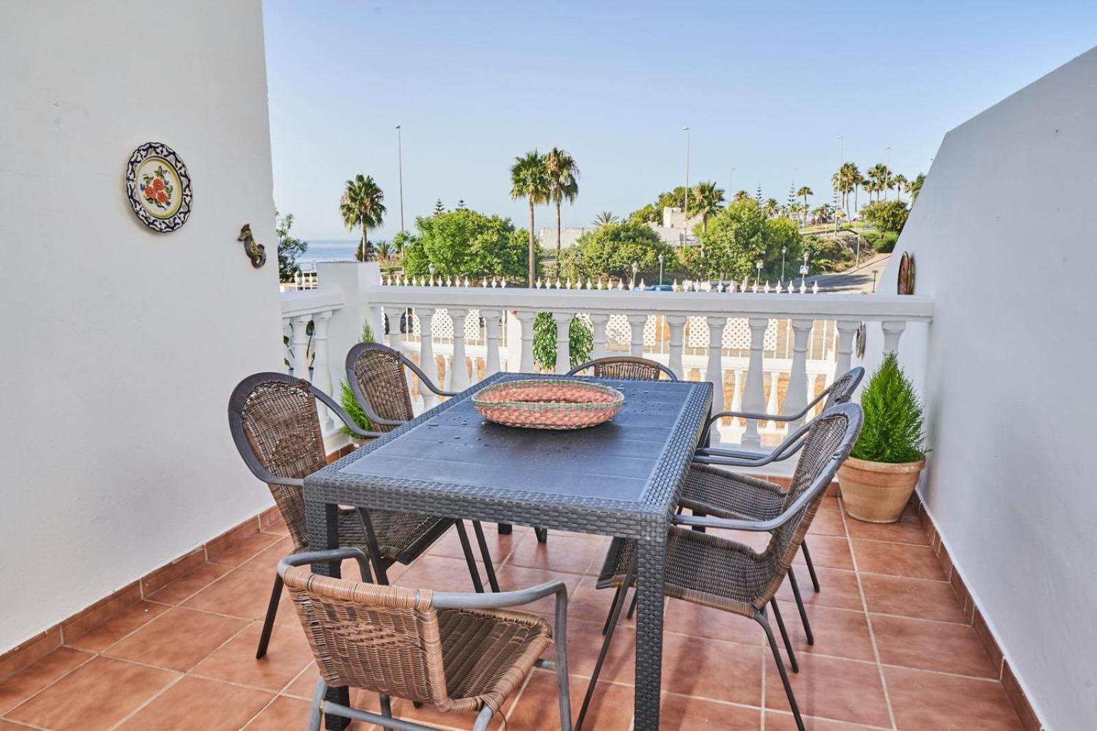 Villa Pura - Private Jacuzzi & Heated Pool Nerja Exterior foto